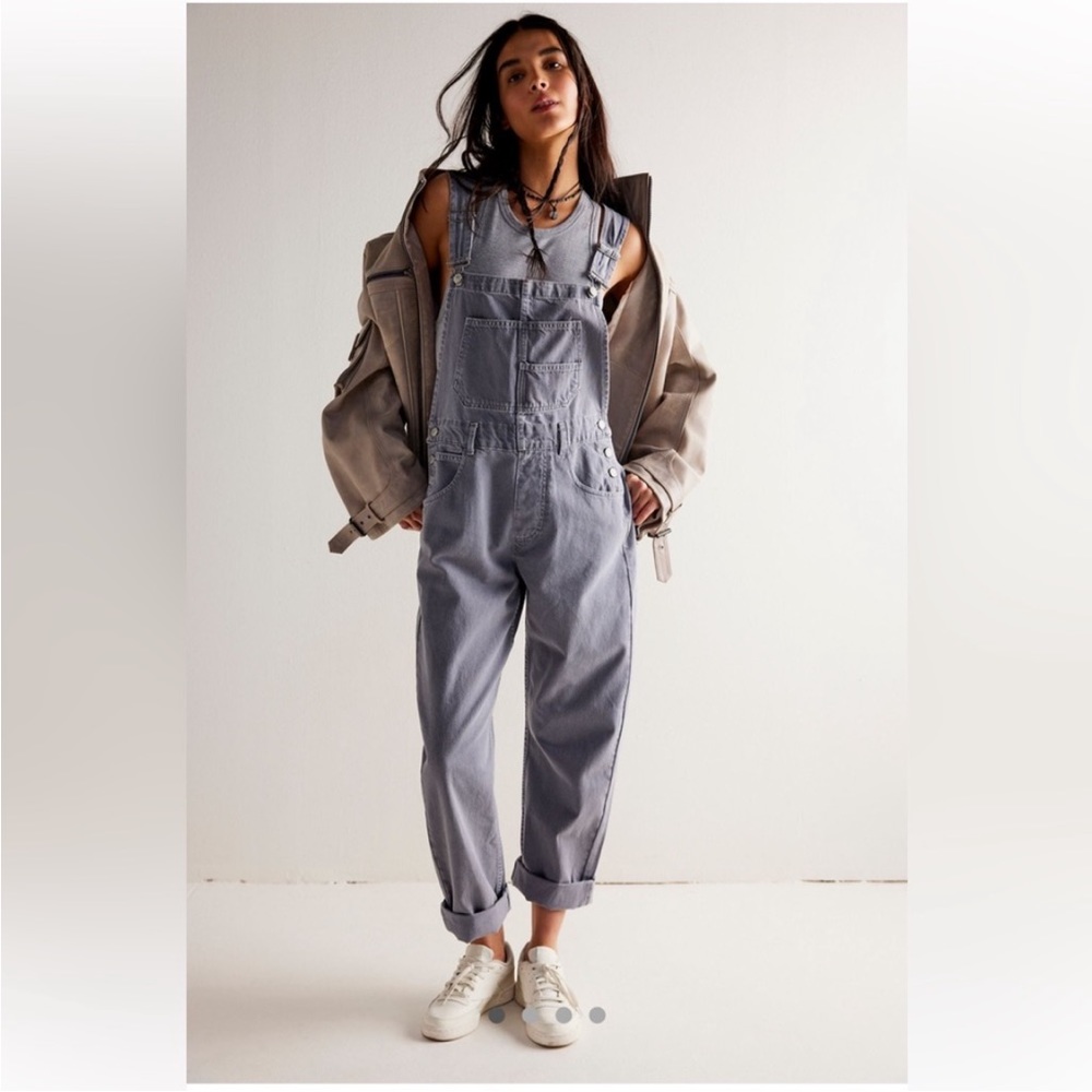 ISO Free People We The Free Ziggy Denim Overalls in Little Darlin - Small
